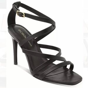 BRAND NEW BCBGeneration Inneb heels